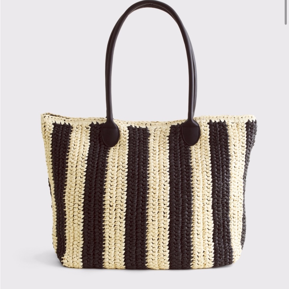 Abercrombie & Fitch Black and Cream Striped Tote Bag
